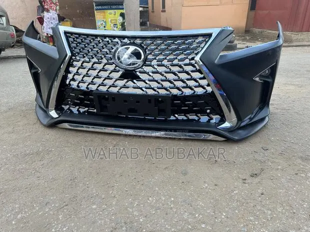 Lexus Rx350 2018 Front Bumper Complete · Photo 1
