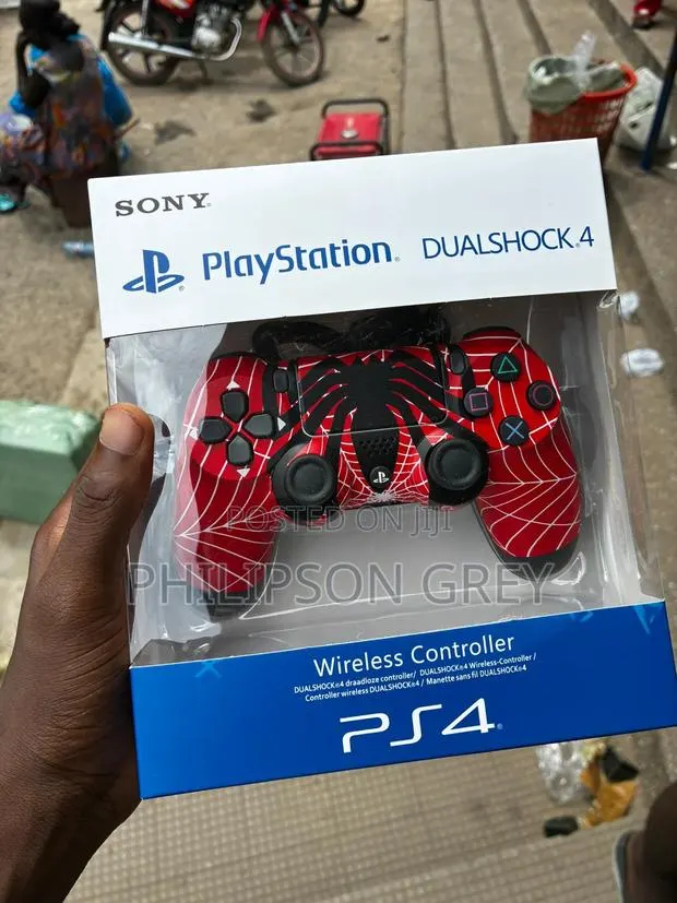 New Ps4 Controllers · Photo 1