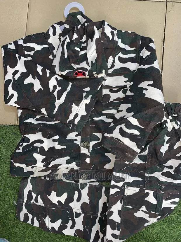 Army/Immigration/Doctors/Captins/Nurses Kids Uniform · Photo 1