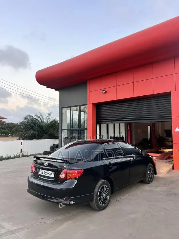 Toyota Corolla S 4dr Sedan (1.8L 4cyl 4A) 2010 Black · Photo 1