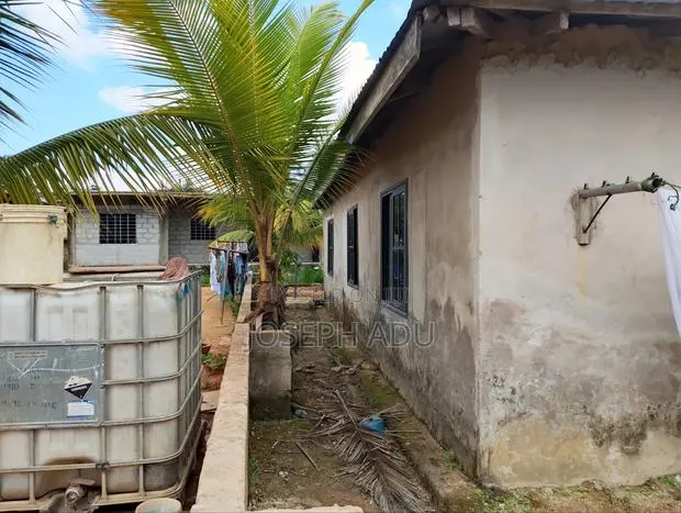 Furnished 2bdrm House in Ahwetieso New Site, Tarkwa Nsuaem for sale · Photo 1