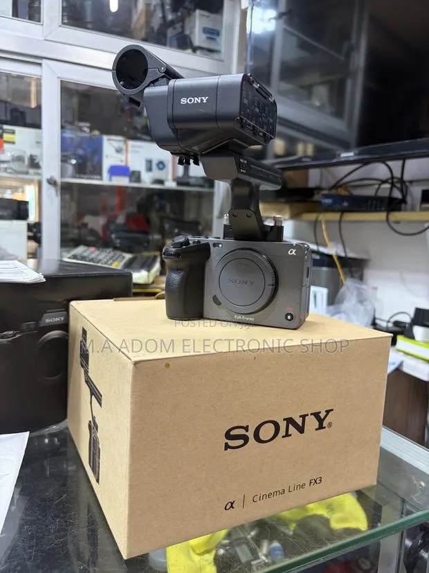 Sony FX3Full-Frame Cinema Camera Body Only · Photo 1