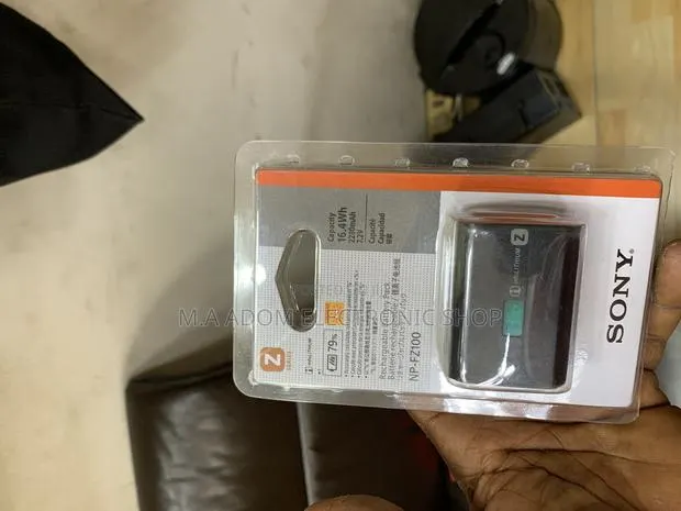 Sony Np-Fz100 High Capacity Z Series Battery · Photo 1