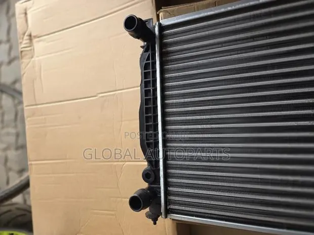 Radiator Tank · Photo 1