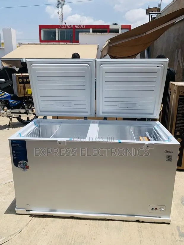 Energy Efficiency White 508l Chest Two Door Freezer Midea · Photo 1