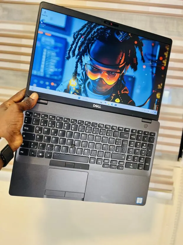 Laptop Dell Latitude 5501 16GB Intel Core i5 SSD 256GB · Photo 5