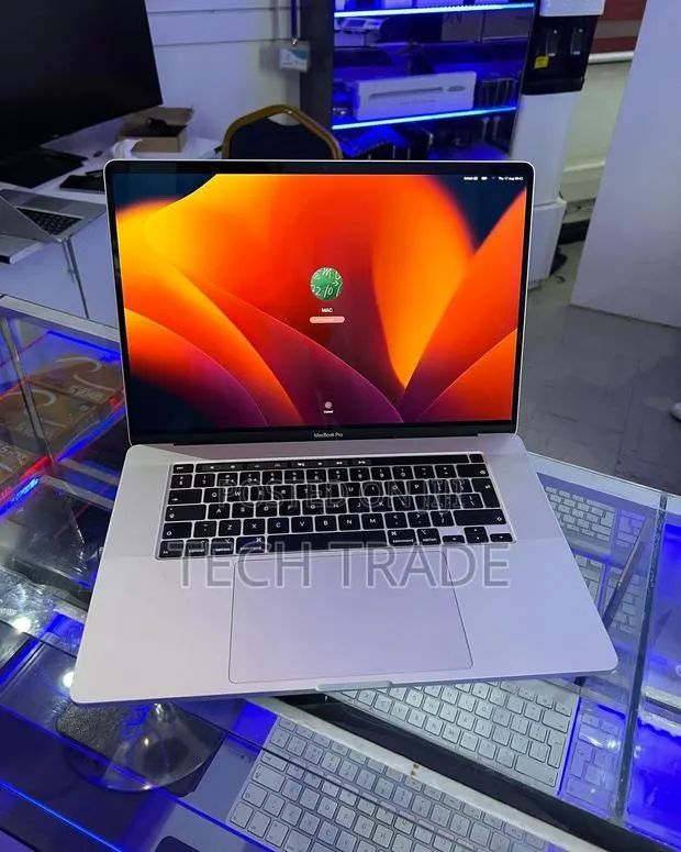 Laptop Apple MacBook Pro 2019 16GB Intel Core i9 SSD 1T · Photo 1