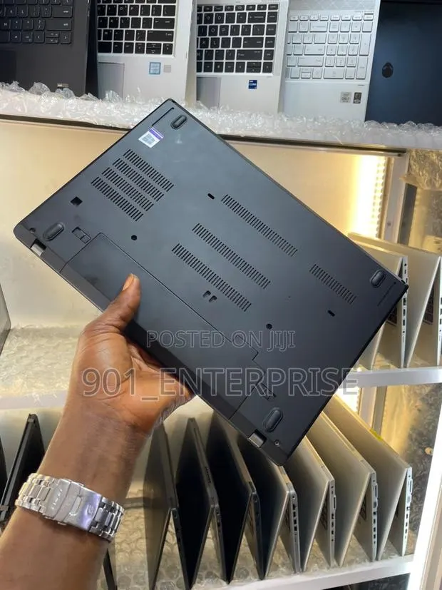 Laptop Lenovo ThinkPad T480 16GB Intel Core i7 SSD 256GB · Photo 1