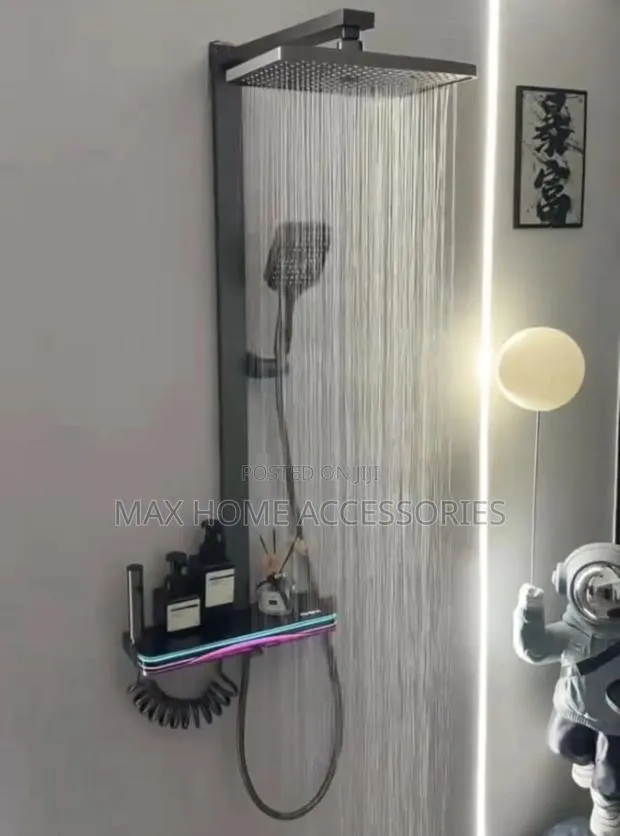 Piano Shower · Photo 1