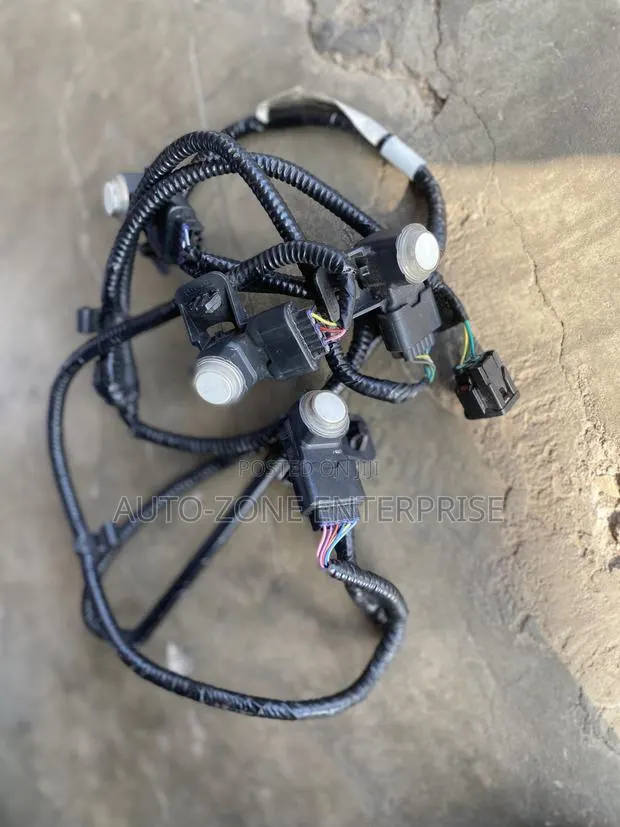 Acura RDX Parking Sensors With Complete Wiring · Photo 1