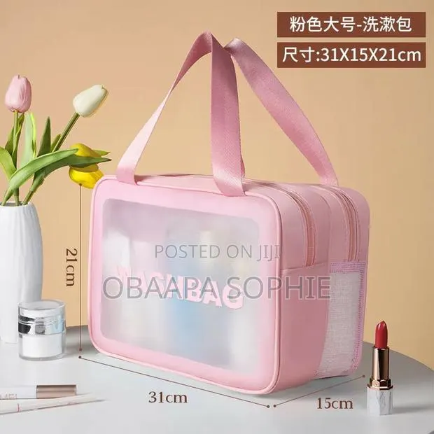 Cosmetic Bag · Photo 1