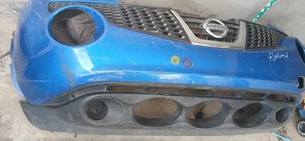 Nissan Juke Front Bumper · Photo 1
