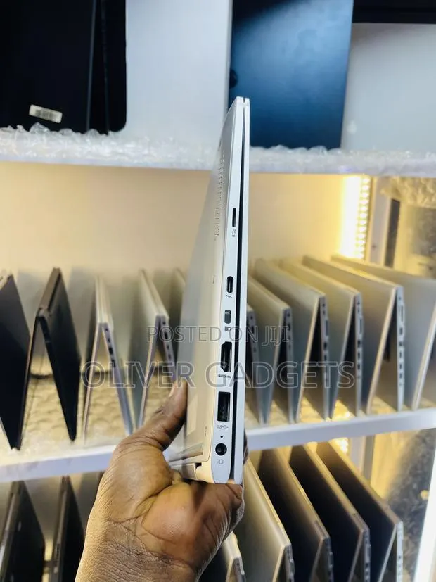 Laptop HP EliteBook X360 1030 G2 8GB Intel Core i5 SSD 256GB · Photo 8