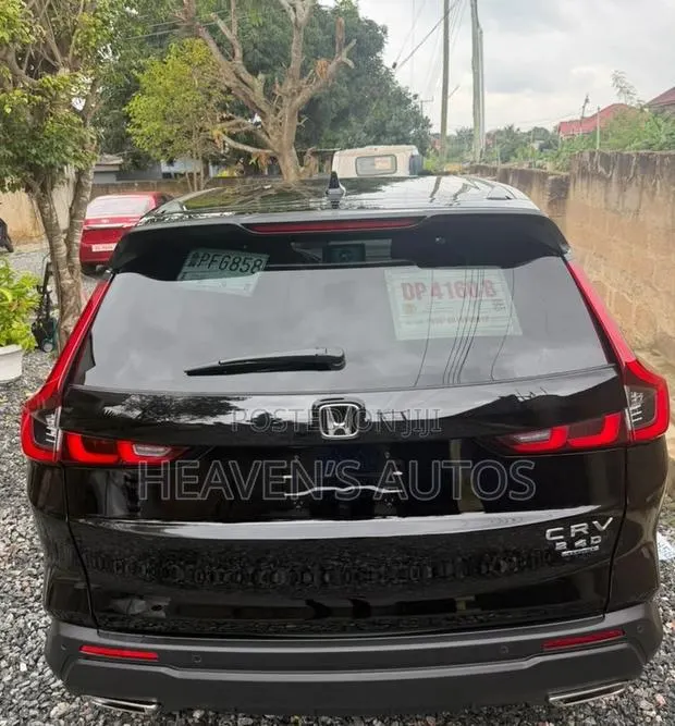 Honda CR-V 2025 Black · Photo 1