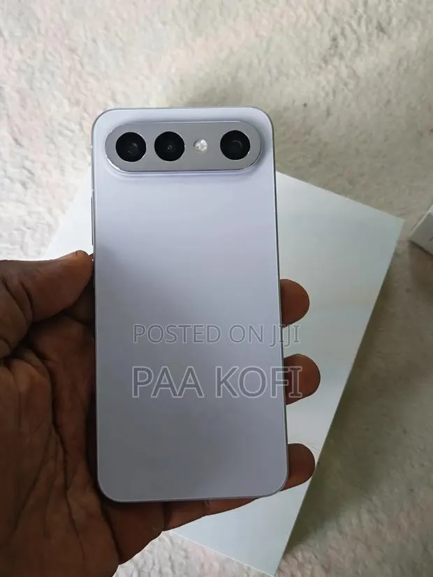 New Vivo S50 Pro mini 512 GB · Photo 1