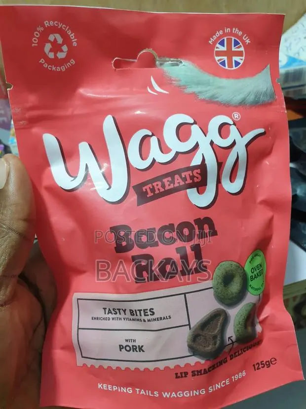 Wagg Bacon Roll Dog Treats · Photo 1