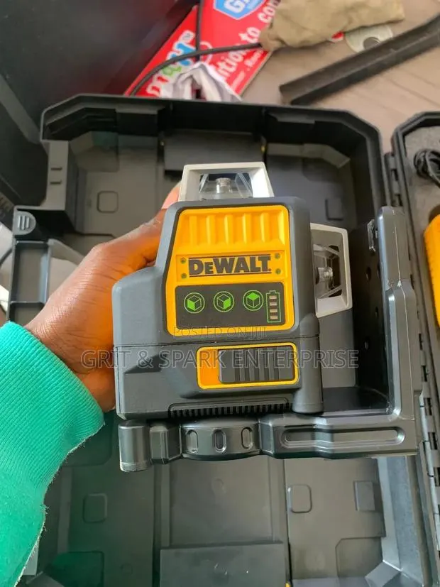 Dewalt Dw089lg 3d 12 Lines Degree Vertical Laser Level FRM Italy · Photo 1
