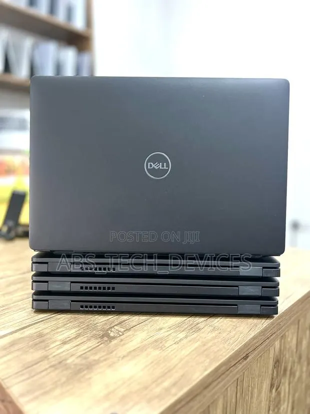 Laptop Dell Latitude 5300 8GB Intel Core i5 SSD 256GB · Photo 1