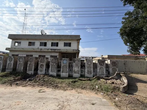 5bdrm House in Charclem Ventures, East Legon for sale · Photo 1