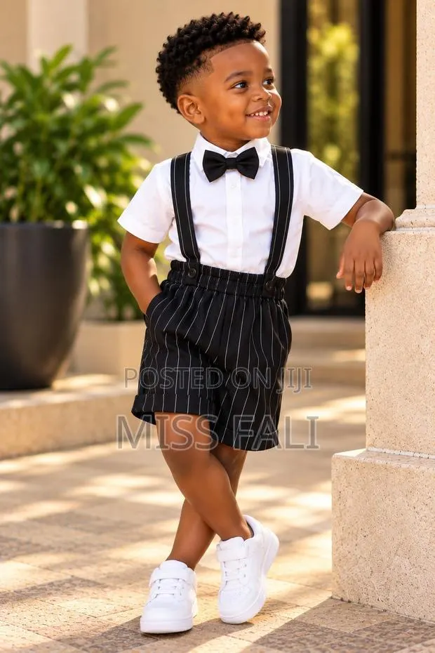 Little Gentleman Pinstripe Set. 4-5Years · Photo 1