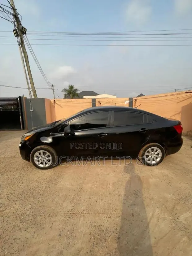 Kia Rio EX 4dr Hatchback (1.6L 4cyl 6A) 2016 Black · Photo 1