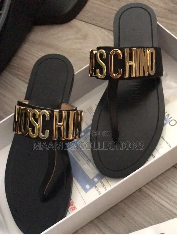 Women’S Moschino Thong Sandals / Sippers ( It Comes With a Box) · Photo 1