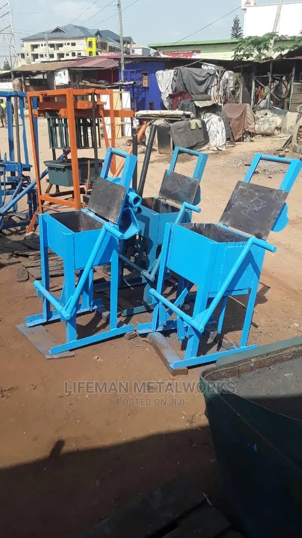 2 In1 Manual Block Machine Gh Made · Photo 1