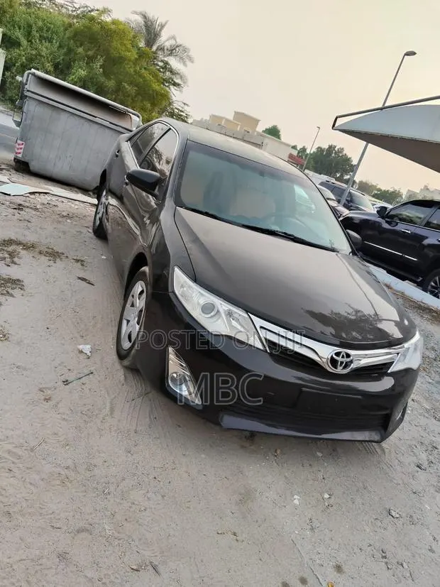 Toyota Camry 2014 Black · Photo 1