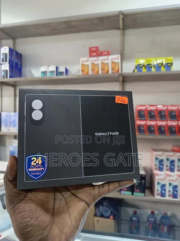 New Samsung Galaxy Z Fold8 512 GB Gray · Photo 1