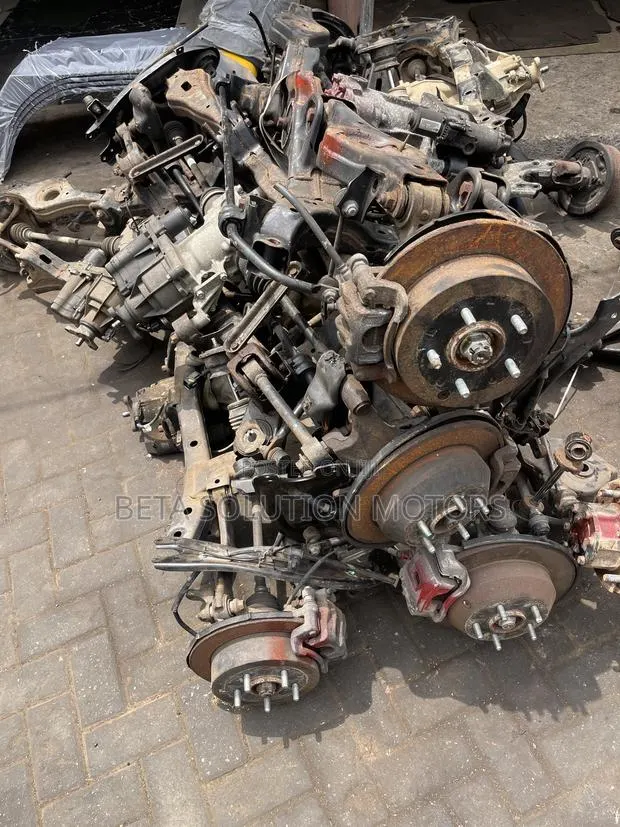 Hyundai IX35, Santafe, Tucson Beam and Axle · Photo 1