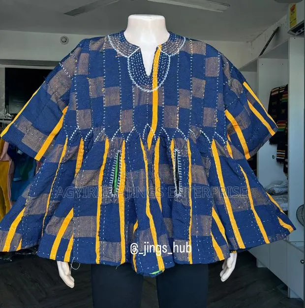 Blue and Yellow Fugu · Photo 1