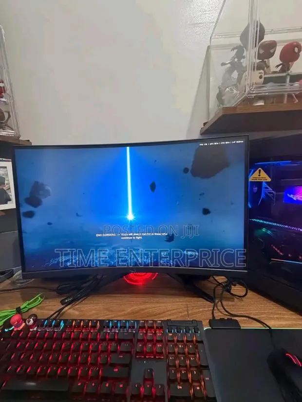 ASUS Cuve Gaming Monitor · Photo 1