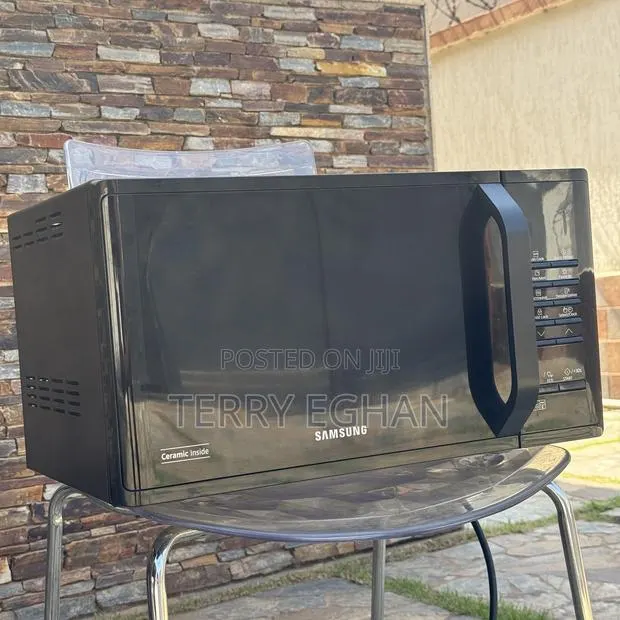 Samsung Smart Microwave · Photo 1