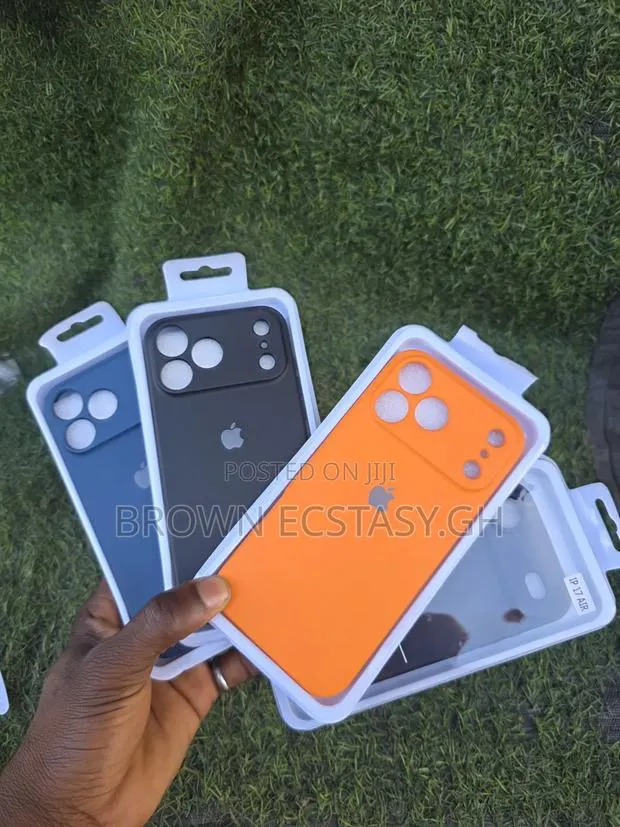 iPhone 17/17 Air/17/18 Pro and Pro Max Soft Silicone Case · Photo 1