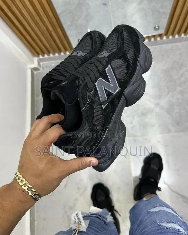 New Balance · Photo 1