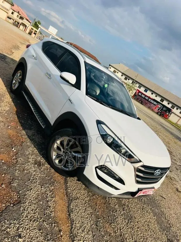 Hyundai Tucson Eco AWD 2017 White · Photo 1