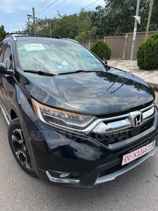 Honda CR-V Touring AWD 2018 Black · Photo 1