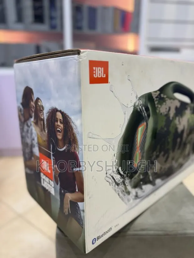 JBL BoomBox 4 · Photo 1