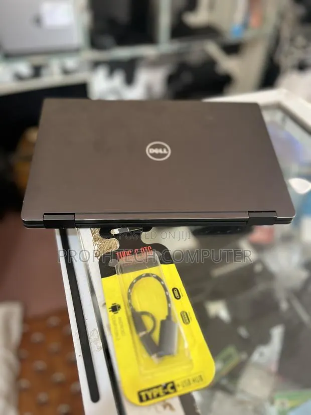 Laptop Dell XPS 13 9365 16GB Intel Core i7 SSD 256GB · Photo 1