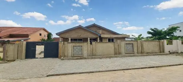 5bdrm House in Volta Estate, Community 25 for sale · Photo 1