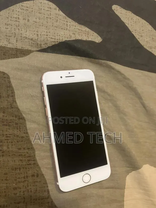 Apple iPhone 6s Plus 64 GB Rose Gold · Photo 1