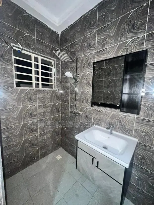 2bdrm Bungalow in West Trassaco, Accra Metropolitan for rent · Photo 1