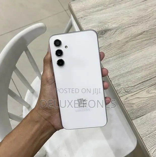 New Samsung Galaxy A54 5G 256 GB White · Photo 1