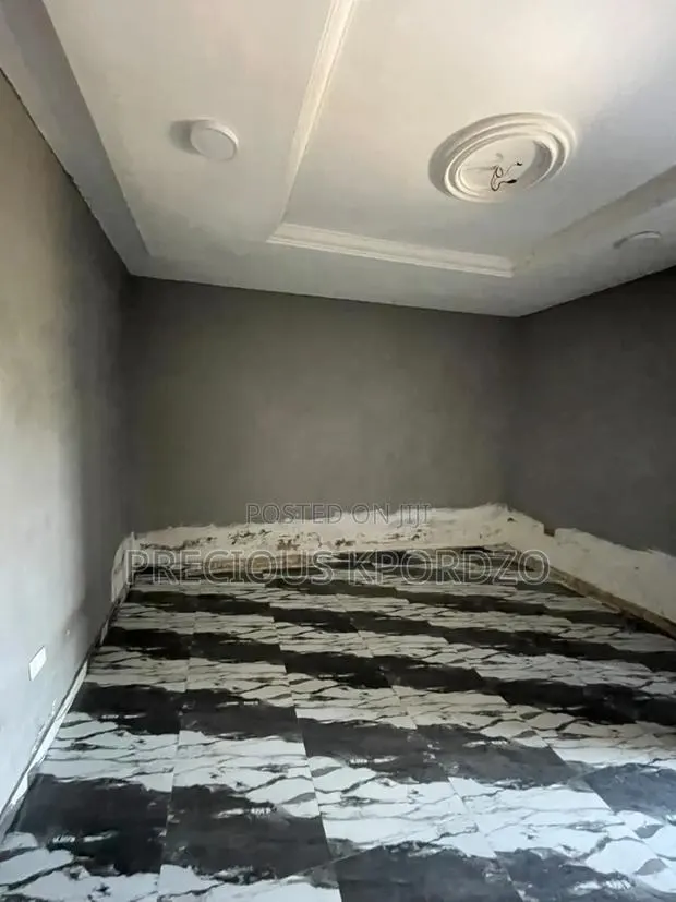 1bdrm Room & Parlour in Adenta New Legon for rent · Photo 1