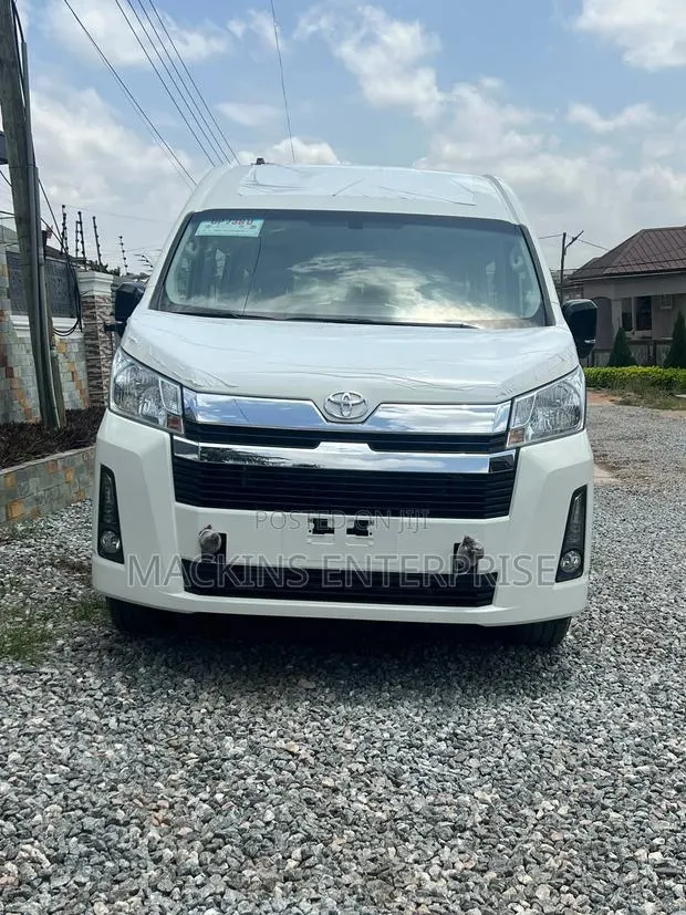 New Toyota GranAce 2024 White · Photo 1