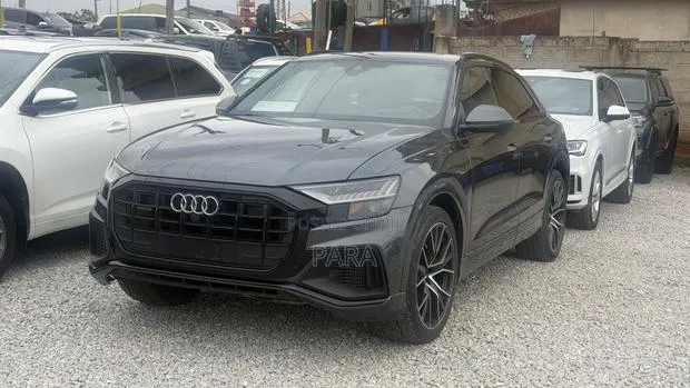 Audi Q8 2021 Beige · Photo 1