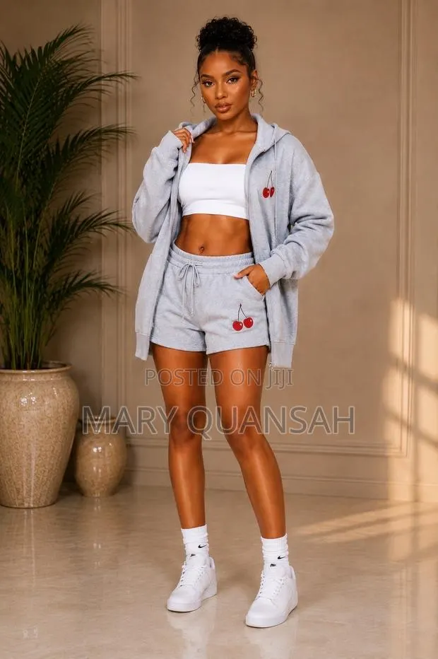 3 Pieces Short · Photo 1