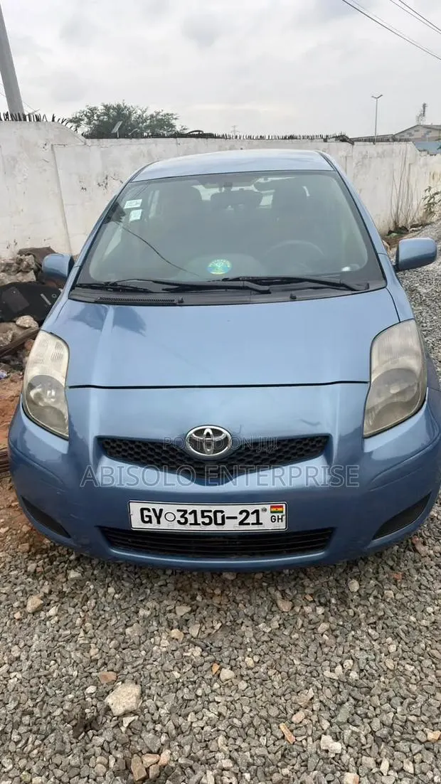 Toyota Yaris 2010 · Photo 1