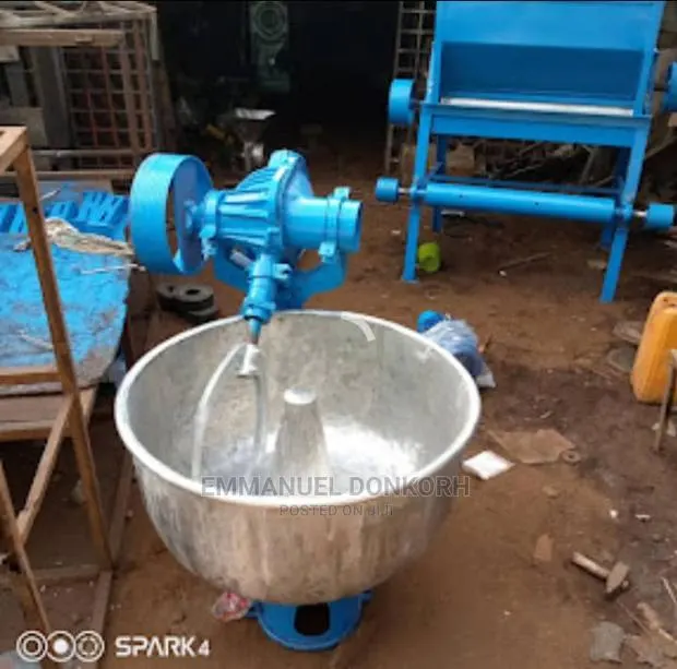 Flour Mixer and Roller · Photo 1
