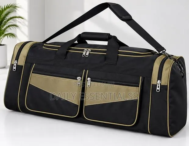 Large Capacity Duffle Bag · Photo 1